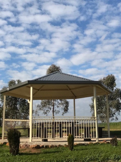 Gazebo - 8-sided 5m- Supply & Install QHI National