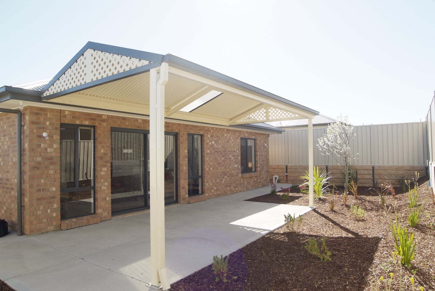 Insulated 9m x 5m- Supply & Install QHI National