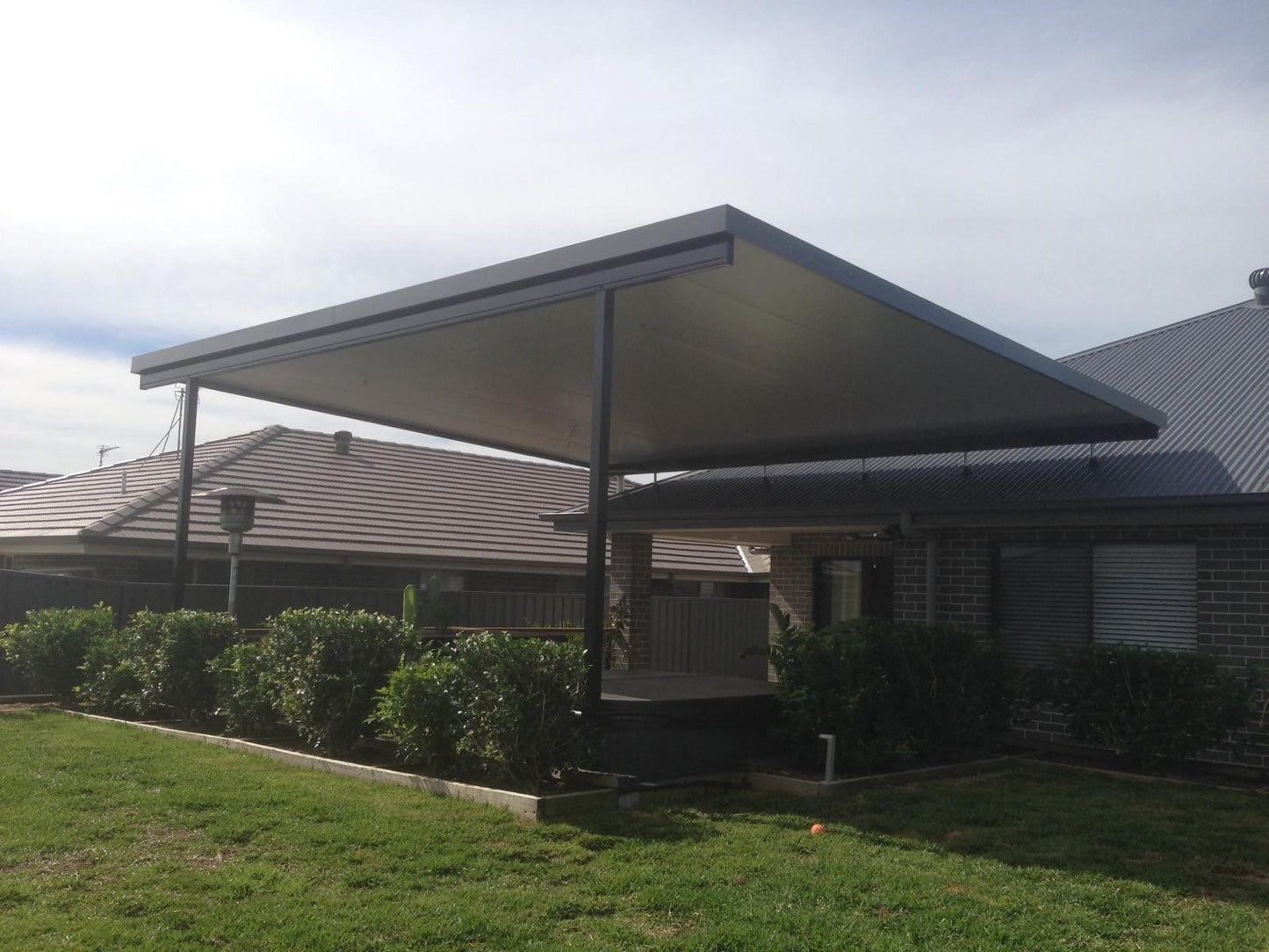 Insulated Flyover Patio Roof- 11m x 5m- Supply & Install QHI National