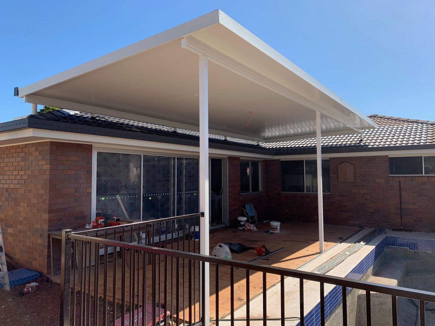 Insulated Flyover Patio Roof- 11m x 9m- Supply & Install QHI National