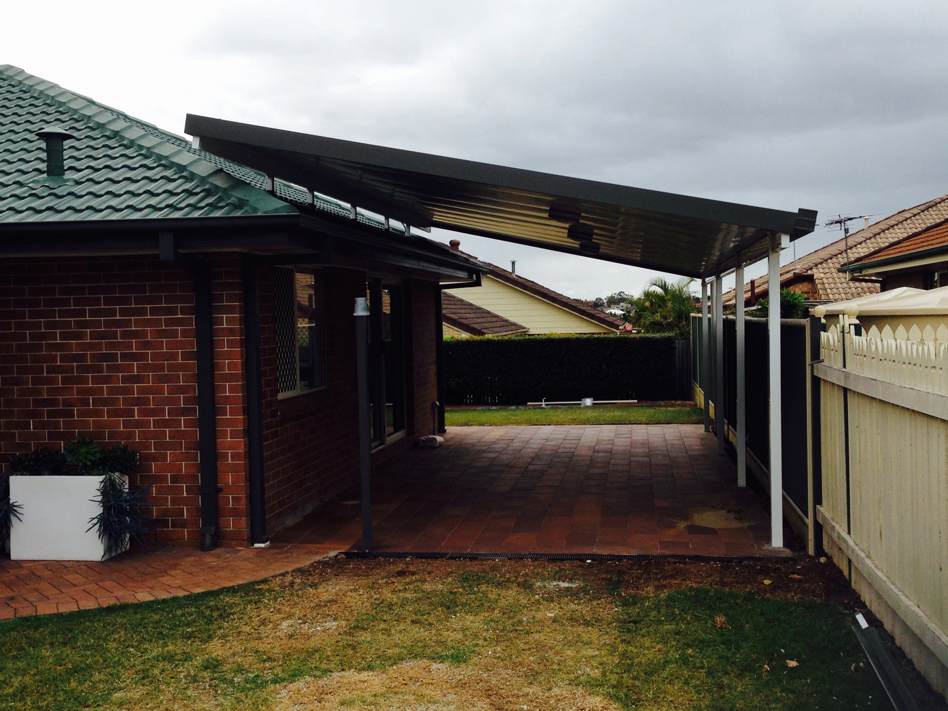 Insulated Flyover Patio Roof- 7m x 4m- Supply & Install QHI National