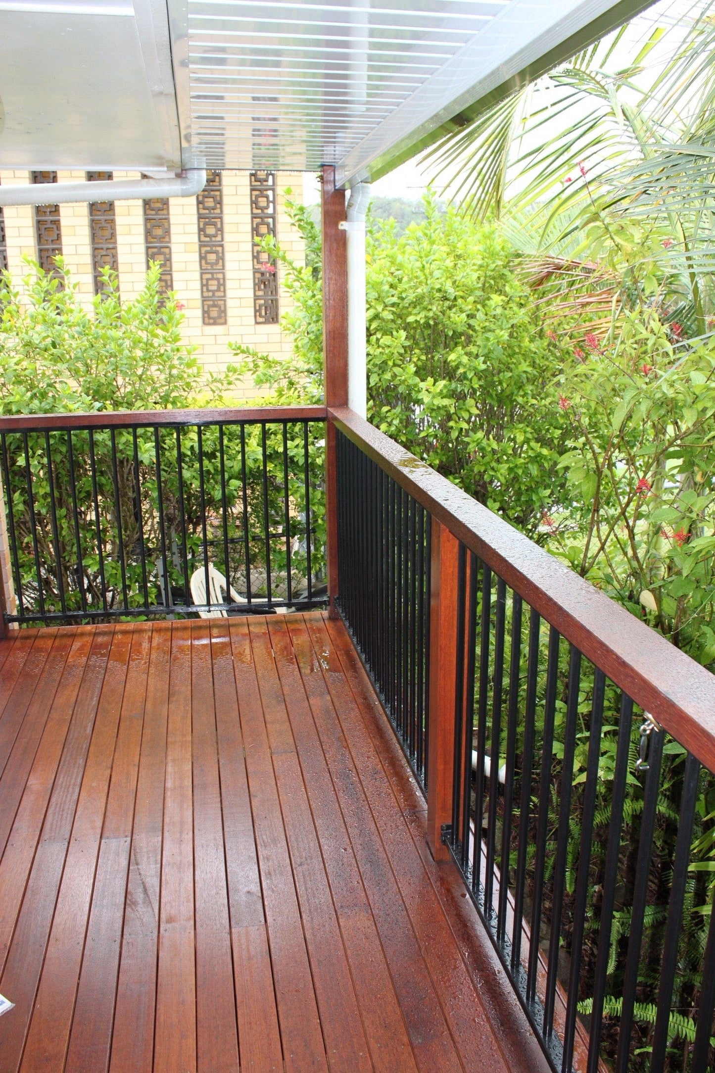 Low-Set Deck - 13m x 4m- Supply & Install QHI National