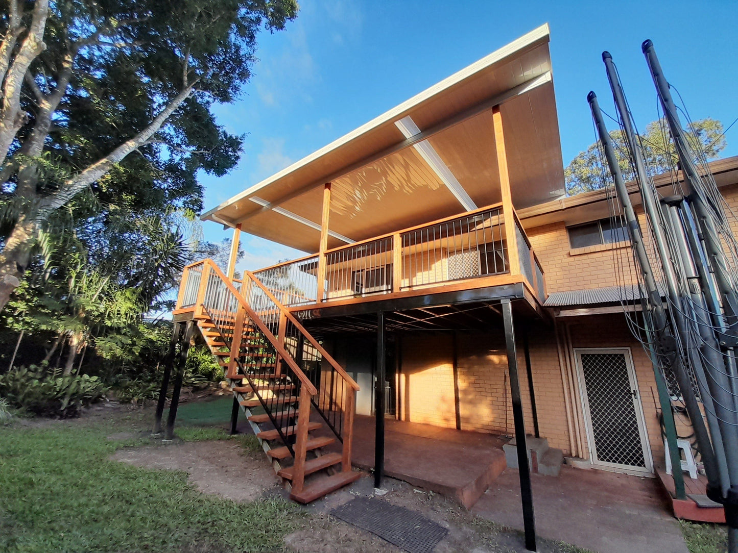 Supply & Install - Deck 6.7m(L) x 3.6m(W) and Roof 7.9m(L) x 4.55m(W) QHI National