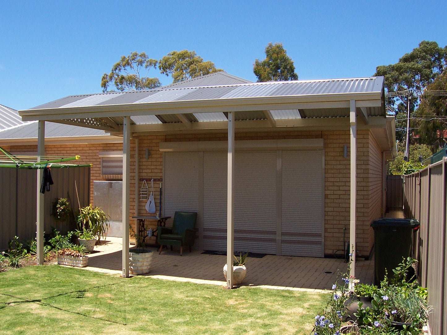 Insulated Gable Patio - 6m x 3m- Supply & Install QHI National